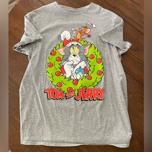 Men’s graphic tshirt, size L